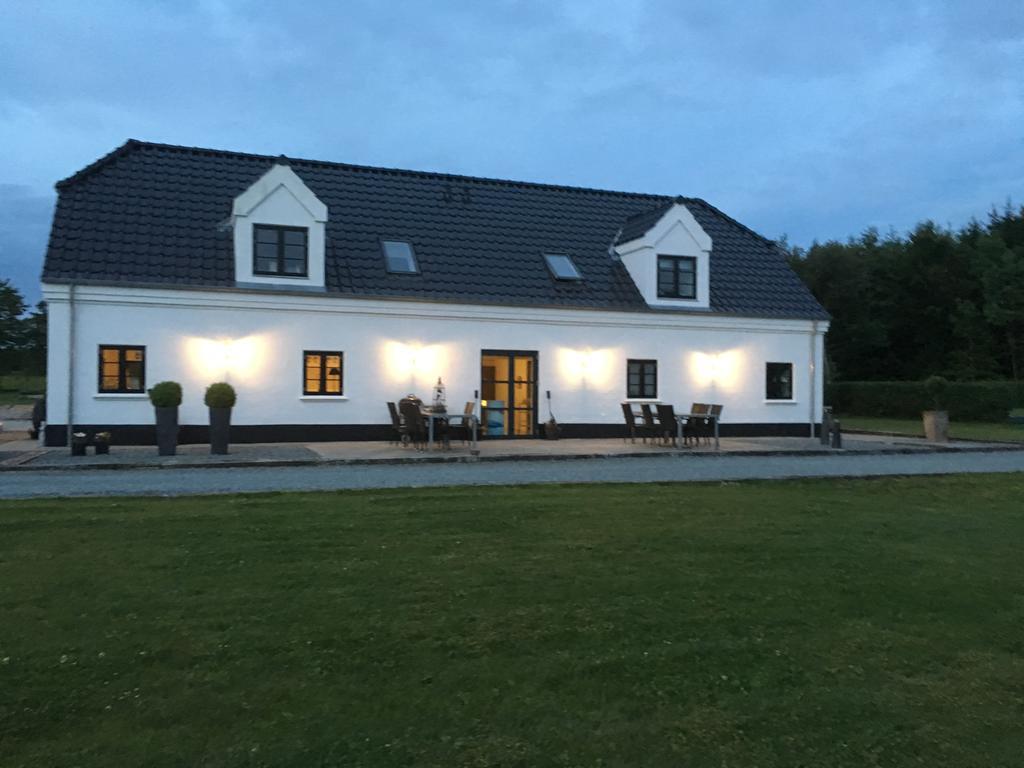 Hedegaarden Bed and Breakfast Engesvang Exteriör bild