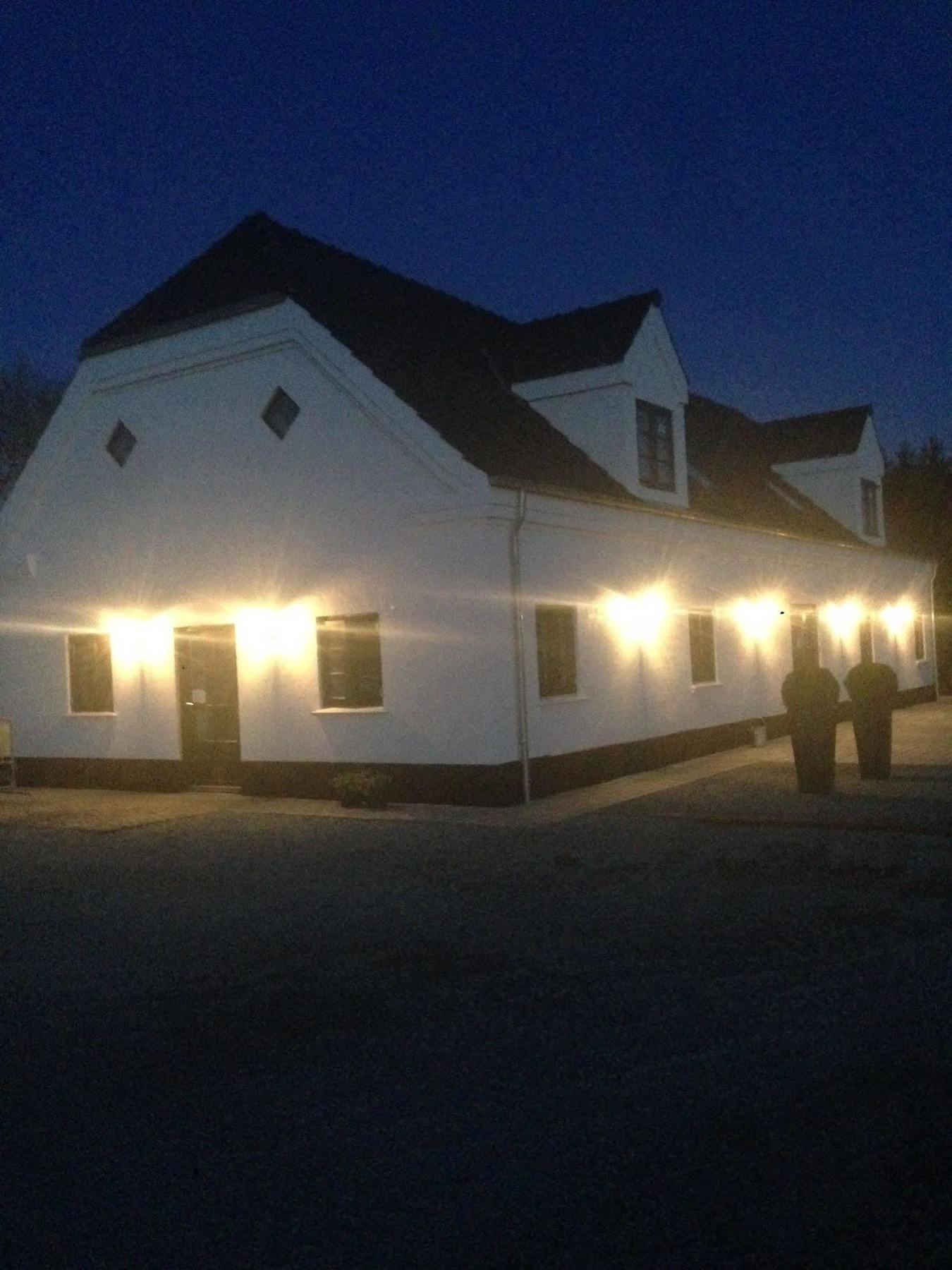 Hedegaarden Bed and Breakfast Engesvang Exteriör bild